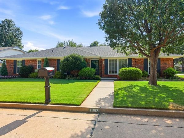 11817 W Edgemont Circle, Oklahoma City, OK 73162