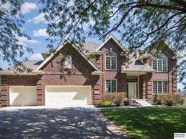 17068 Harney Street, Omaha, NE 68118