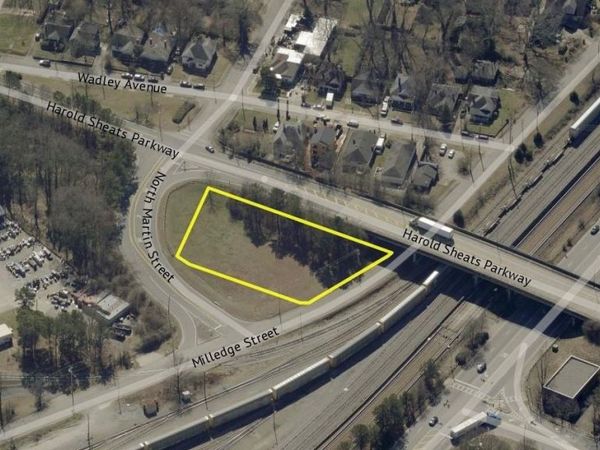 2418 Milledge Street , East Point, GA 30344