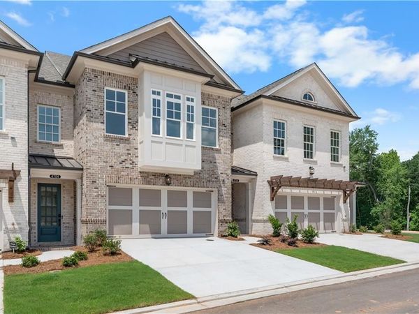 4705 Coleridge Court , Unit 427, Peachtree Corners, GA 30092