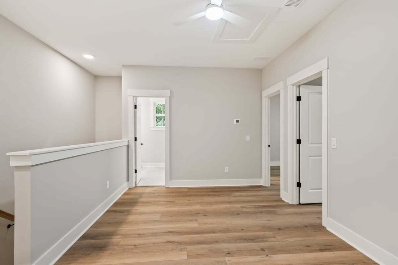 6407 Farm House Road Photo 38