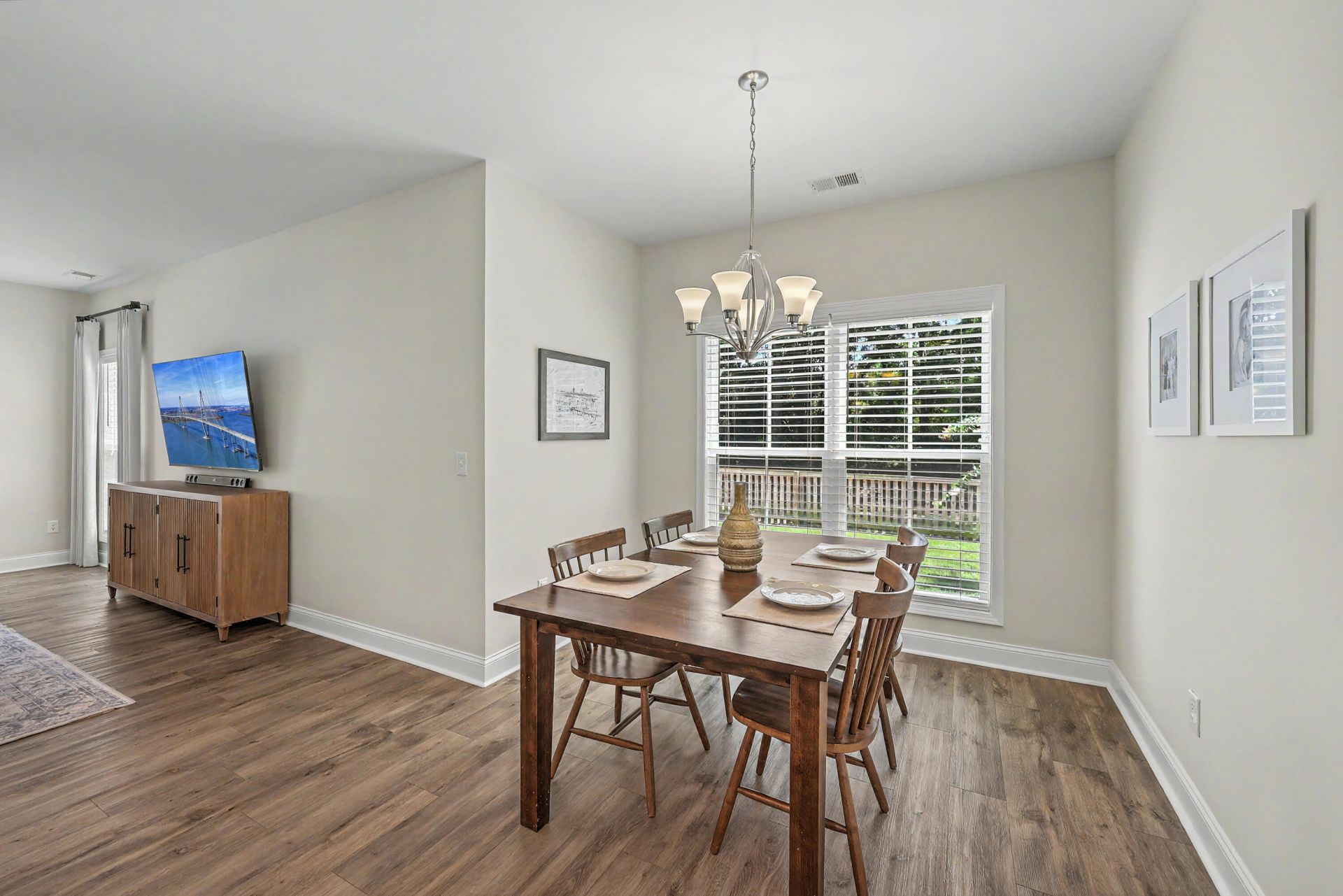 866 Blackbear Drive Photo 8