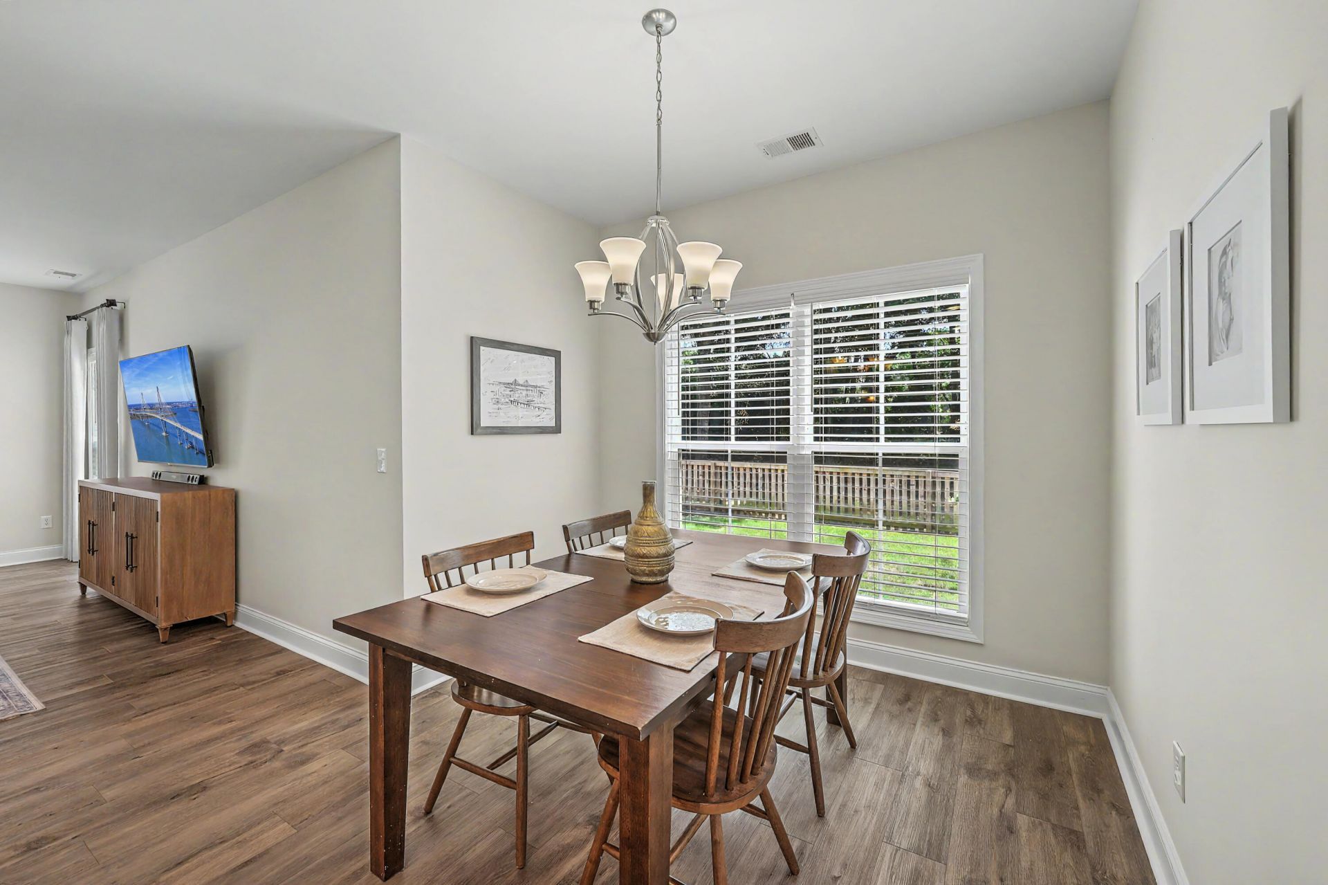 866 Blackbear Drive Photo 9