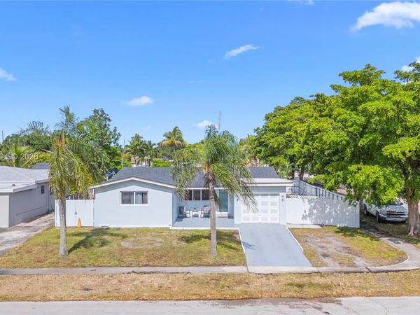840 N 70th Way , Hollywood, FL 33024