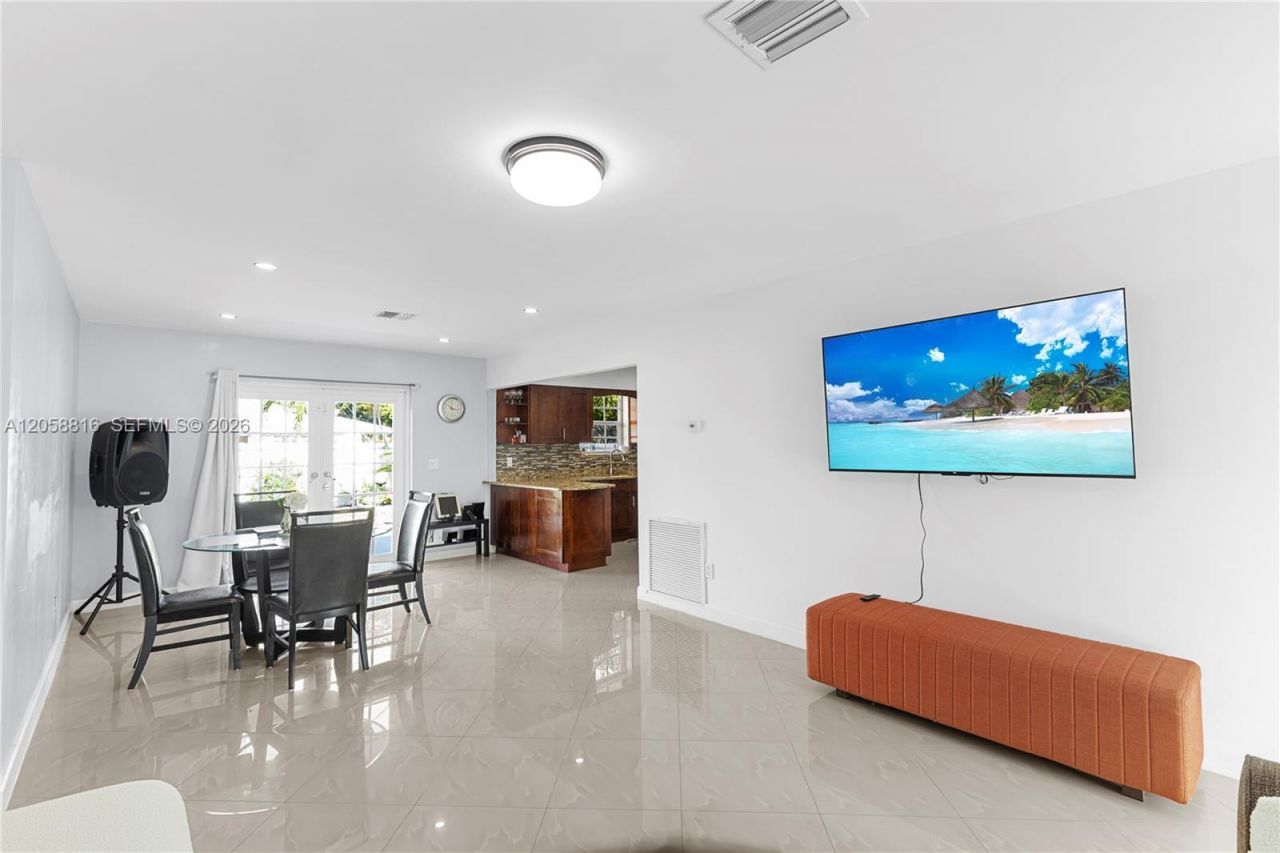 840 N 70th Way, Hollywood, FL 33024 Photo