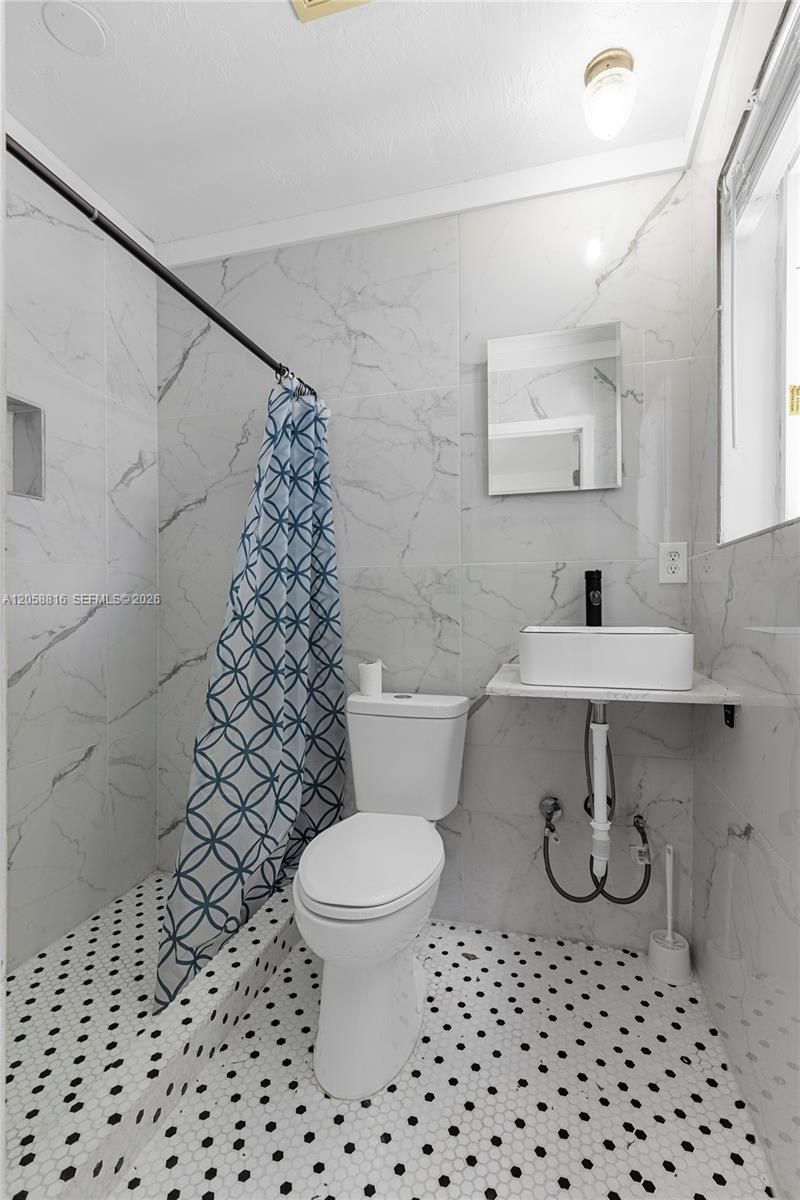 840 N 70th Way, Hollywood, FL 33024 Photo