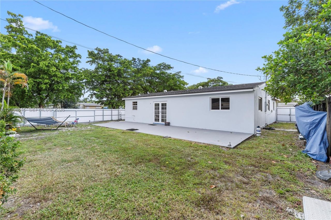 840 N 70th Way, Hollywood, FL 33024 Photo