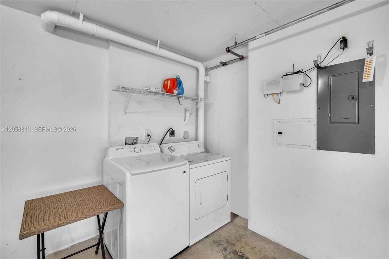 2845 NE 185th St, Unit 903, Aventura, FL 33180 Photo