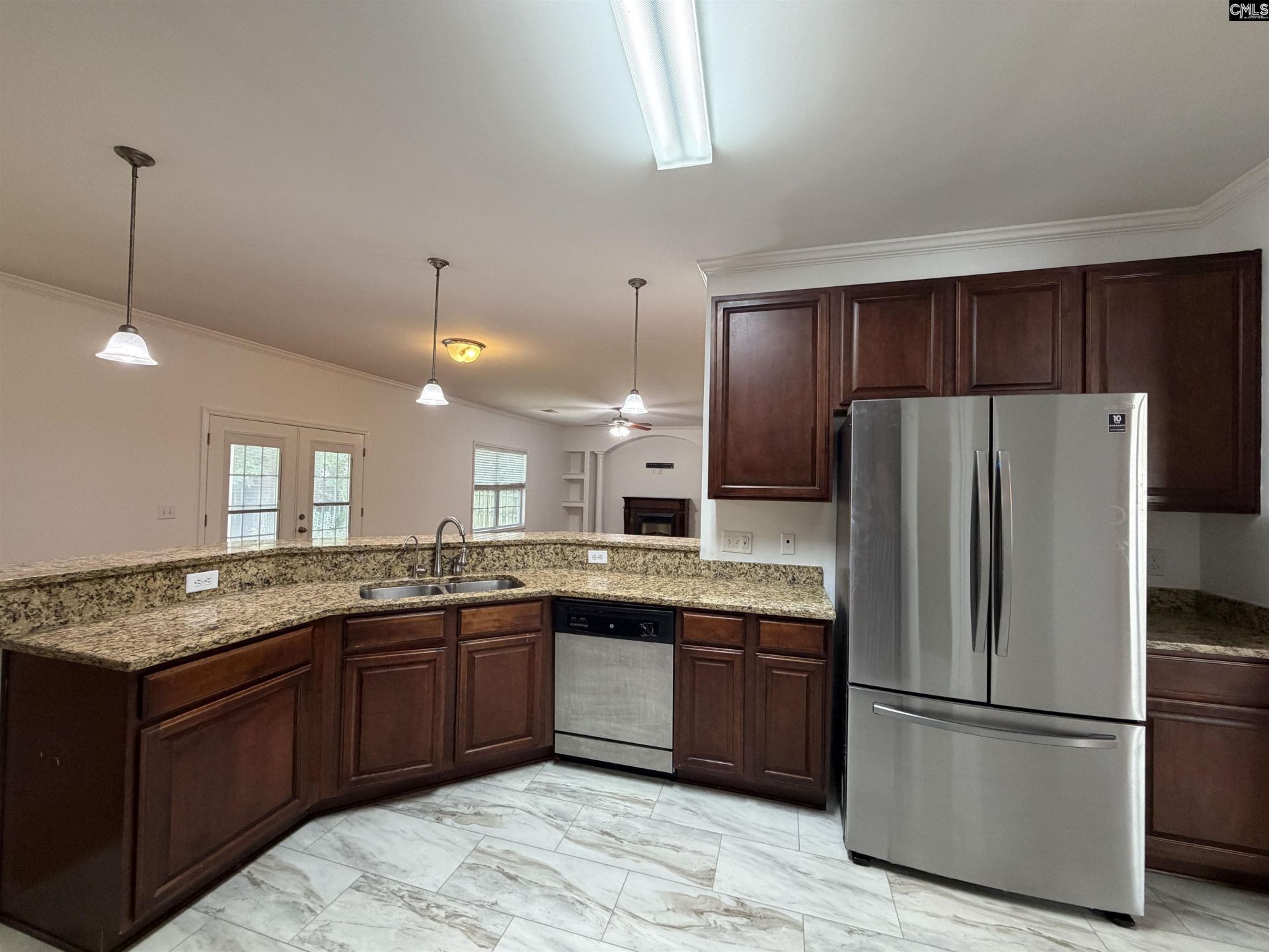 128 Herrick Court Photo 11