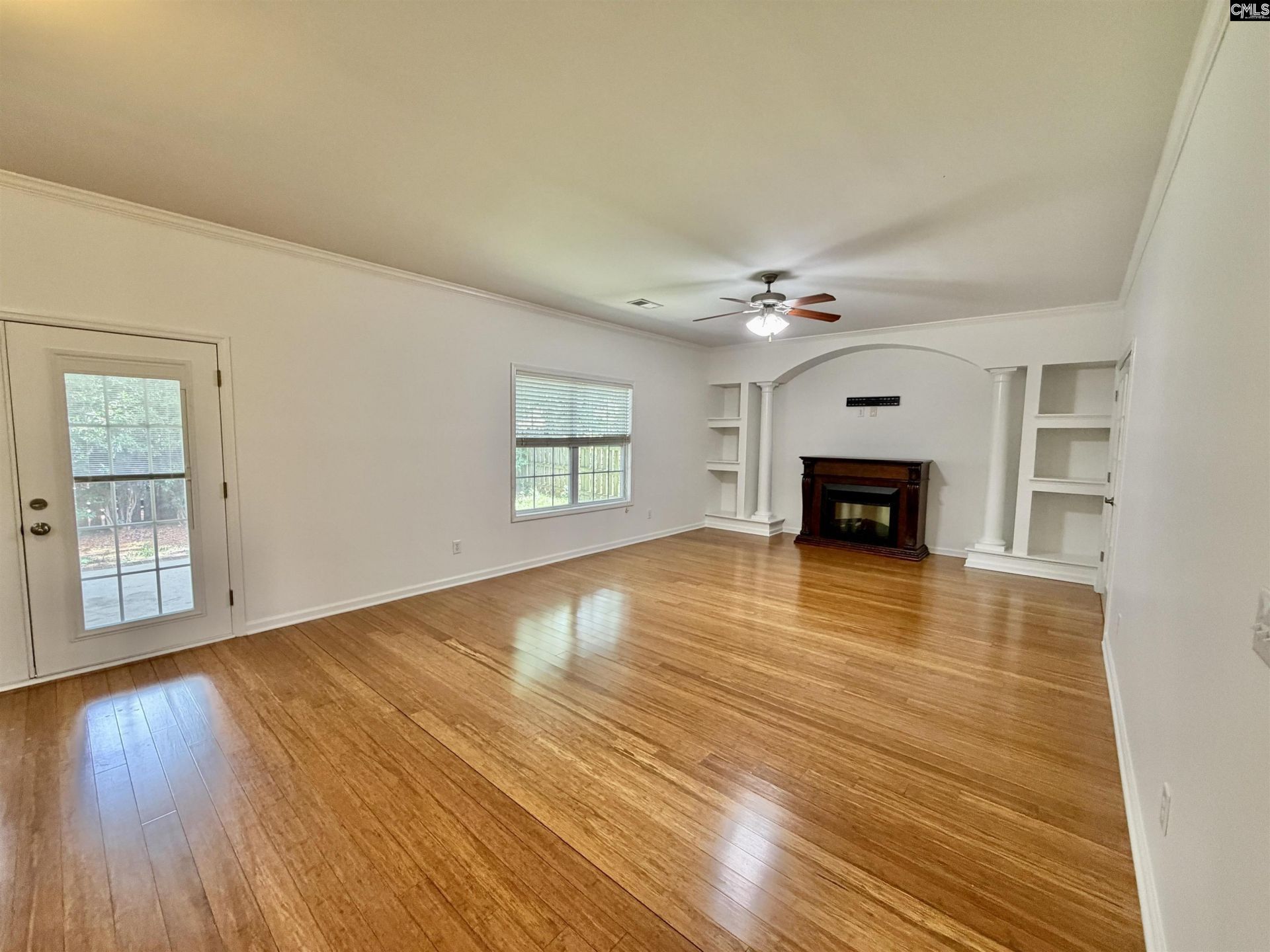 128 Herrick Court Photo 14