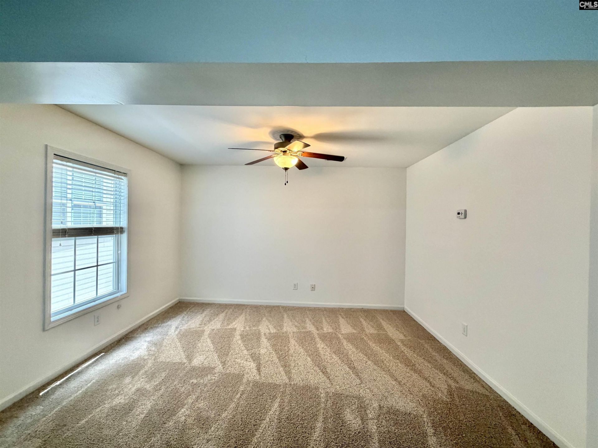 128 Herrick Court Photo 26