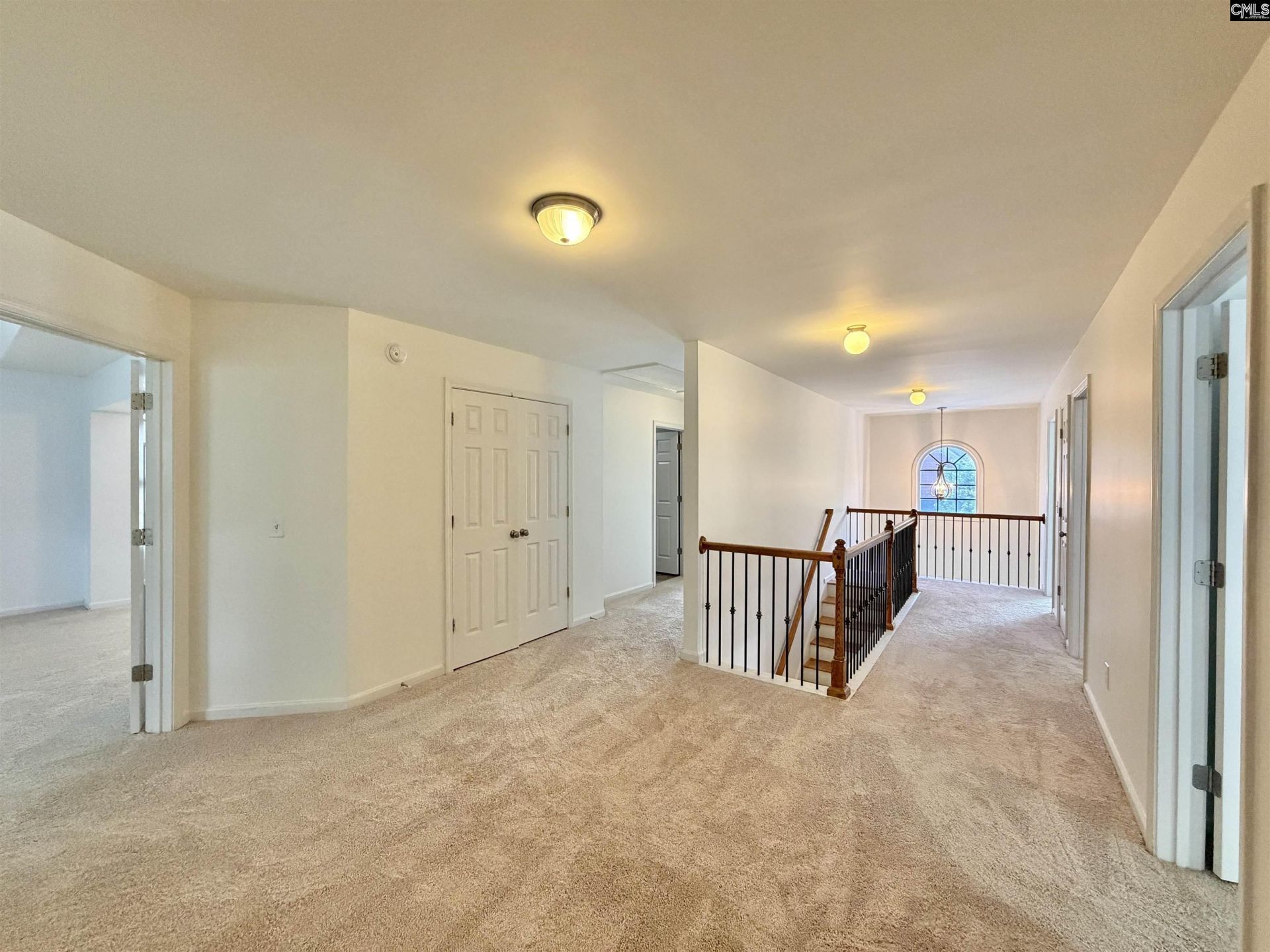 128 Herrick Court Photo 29