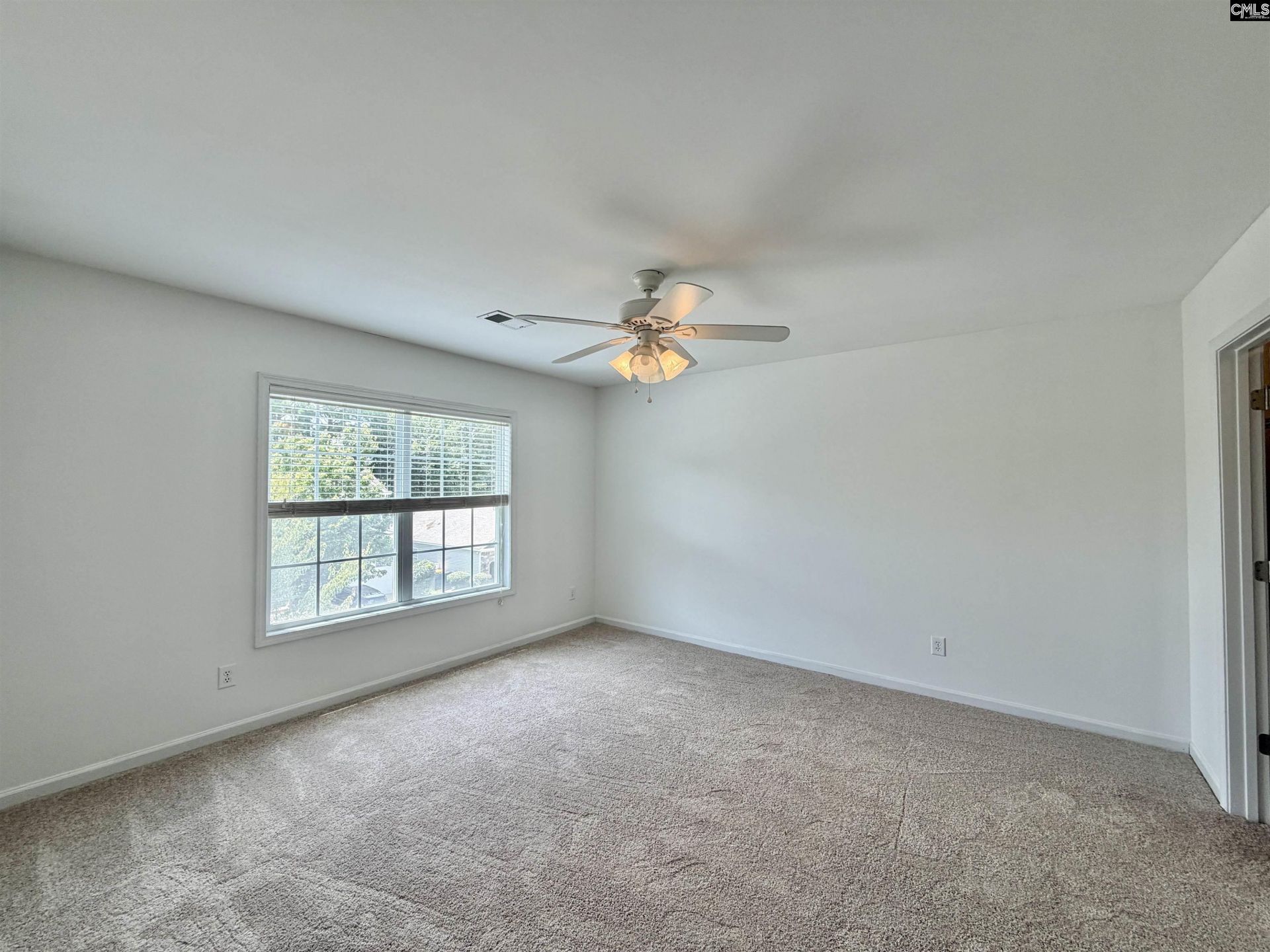 128 Herrick Court Photo 36