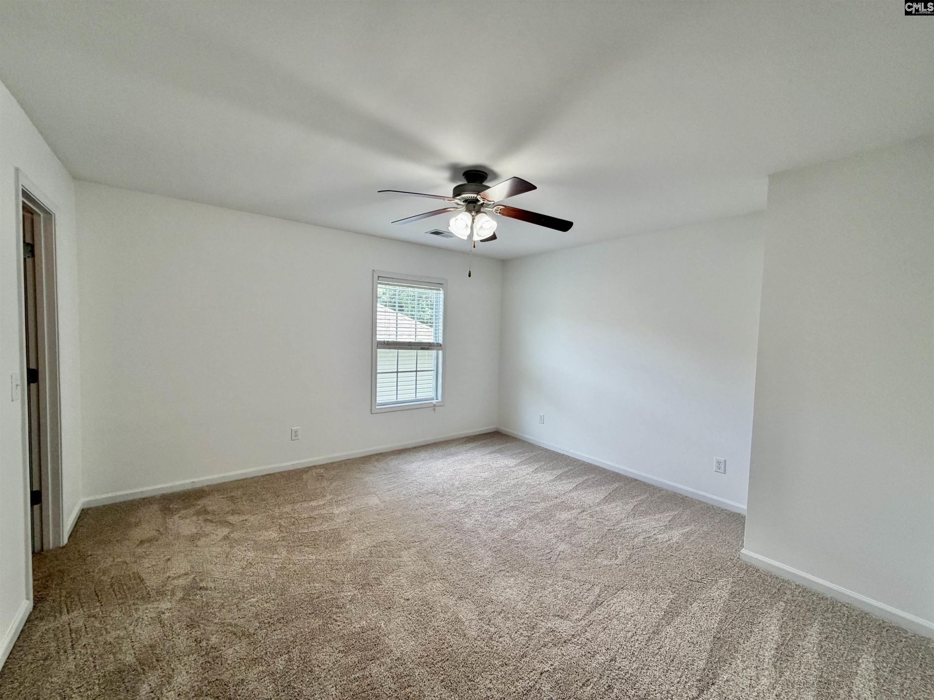 128 Herrick Court Photo 38