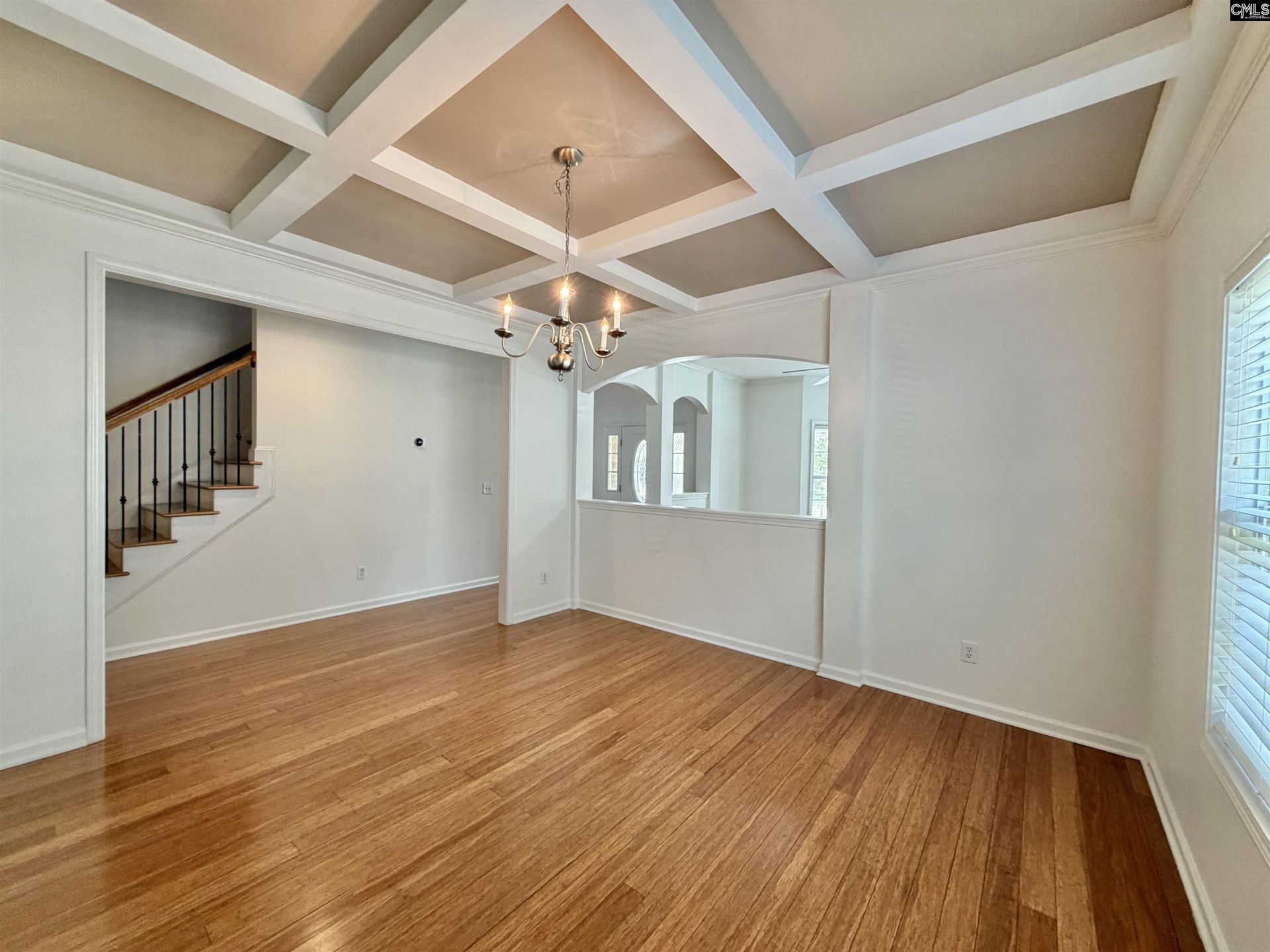 128 Herrick Court Photo 7