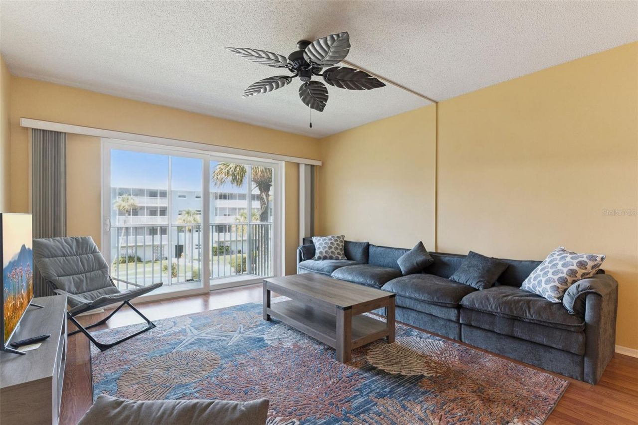 315 N Causeway, Unit B302, New Smyrna Beach, FL 32169 Photo