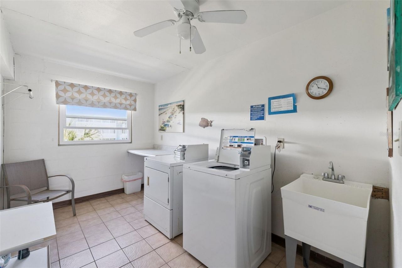 315 N Causeway, Unit B302, New Smyrna Beach, FL 32169 Photo
