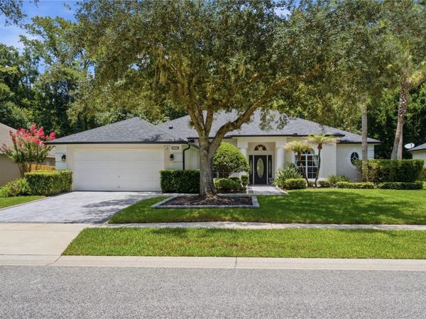 223 BLUE CREEK DRIVE , WINTER SPRINGS, FL 32708