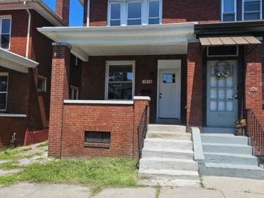 1916 MULBERRY STREET, HARRISBURG, PA 17104