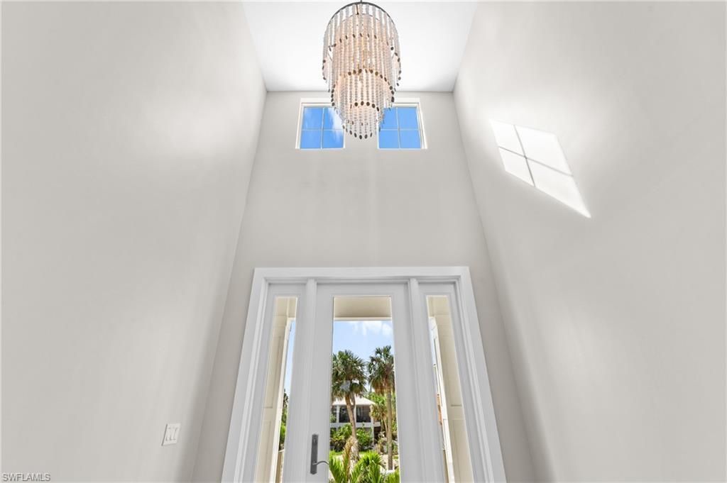 117 Hercules Dr , Fort Myers Beach, FL 33931 Photo