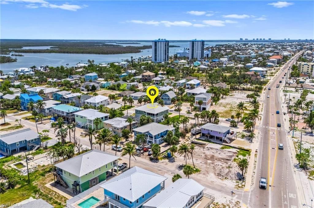 117 Hercules Dr , Fort Myers Beach, FL 33931 Photo