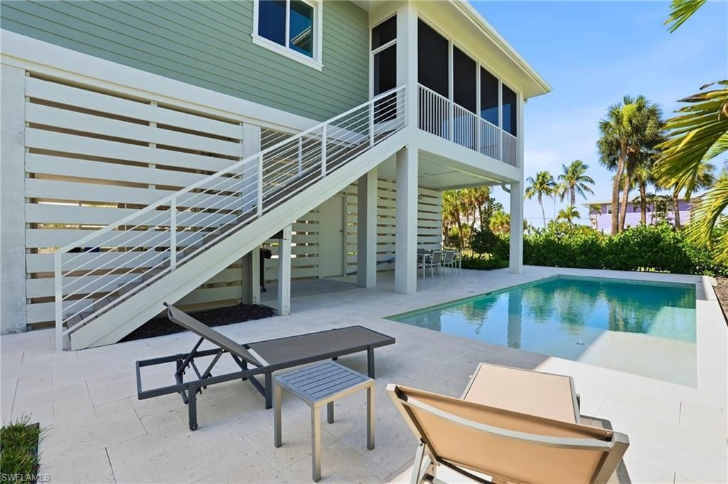 117 Hercules Dr , Fort Myers Beach, FL 33931 Photo