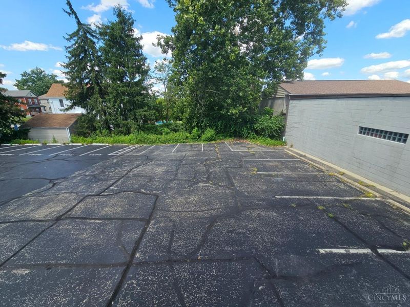 3511 Glenmore Avenue, Cheviot, OH 45211 Photo 4
