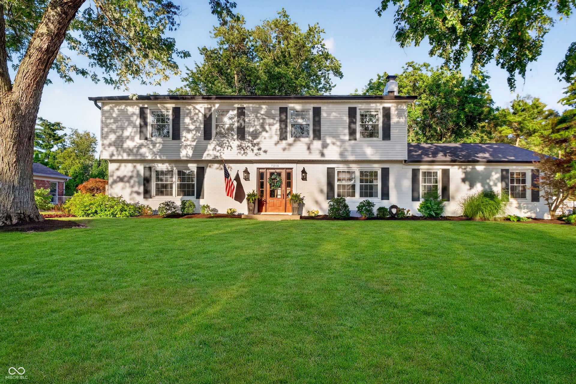 7215 Moorgate Road, Indianapolis, IN 46250 Main Photo