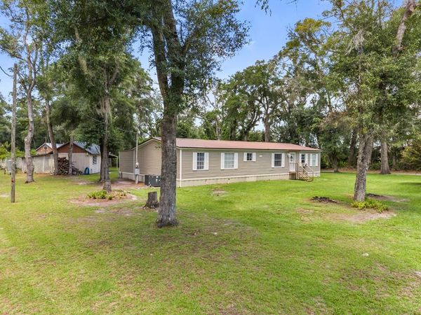 8387 NE Hwy 353, Old Town, FL 32680