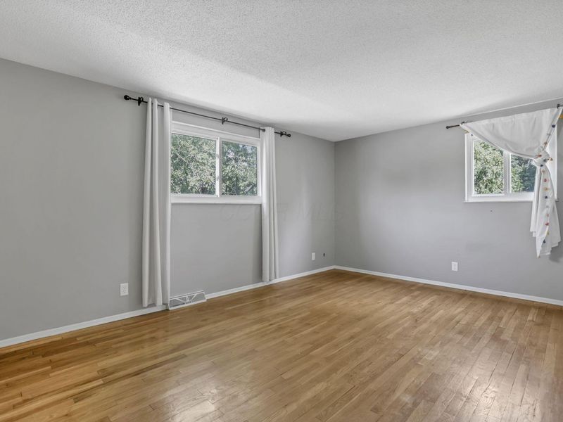 4758 Heatherton Drive , Columbus, OH 43229 Photo 33
