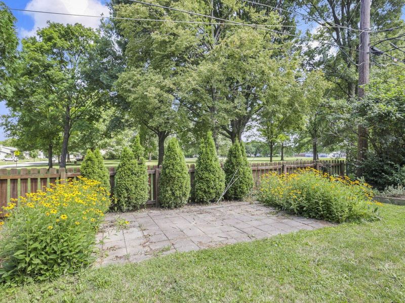 4758 Heatherton Drive , Columbus, OH 43229 Photo 56