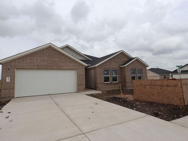 12500 Setting Peak LN , Buda, TX 78610