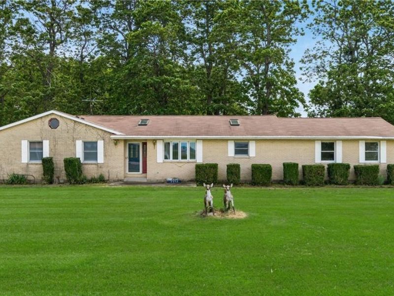 2090 N Sulphur Springs Road, West Alexandria, OH 45381 Photo 1