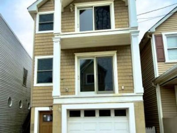21 New Street, Sea Bright, NJ 07760