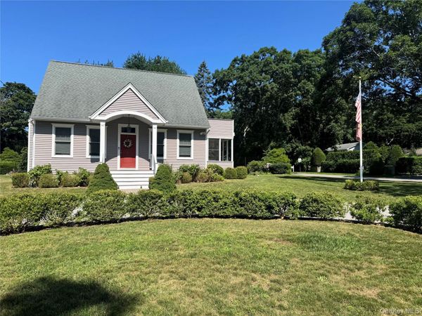 16 Foster Crossing , East Quogue, NY 11942