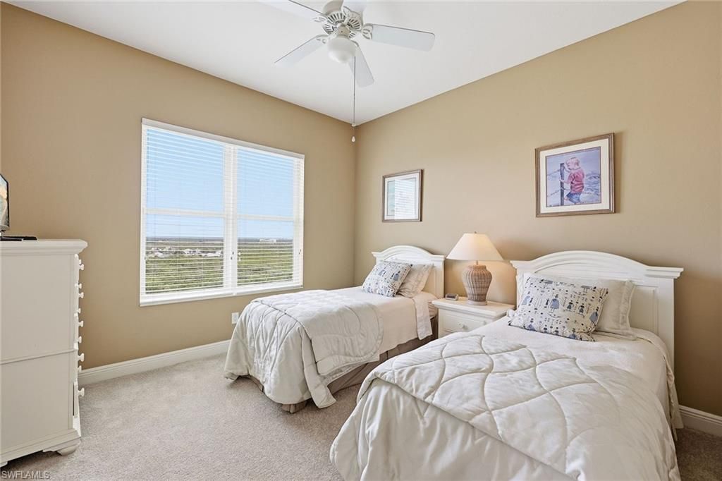 420 Cove Tower Dr, Unit 1404, Naples, FL 34110 Photo