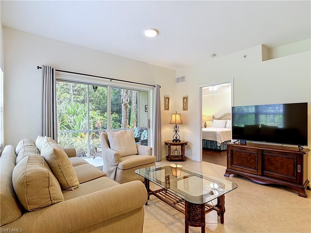 4500 Botanical Place Cir, Unit 102, Naples, FL 34112 Photo