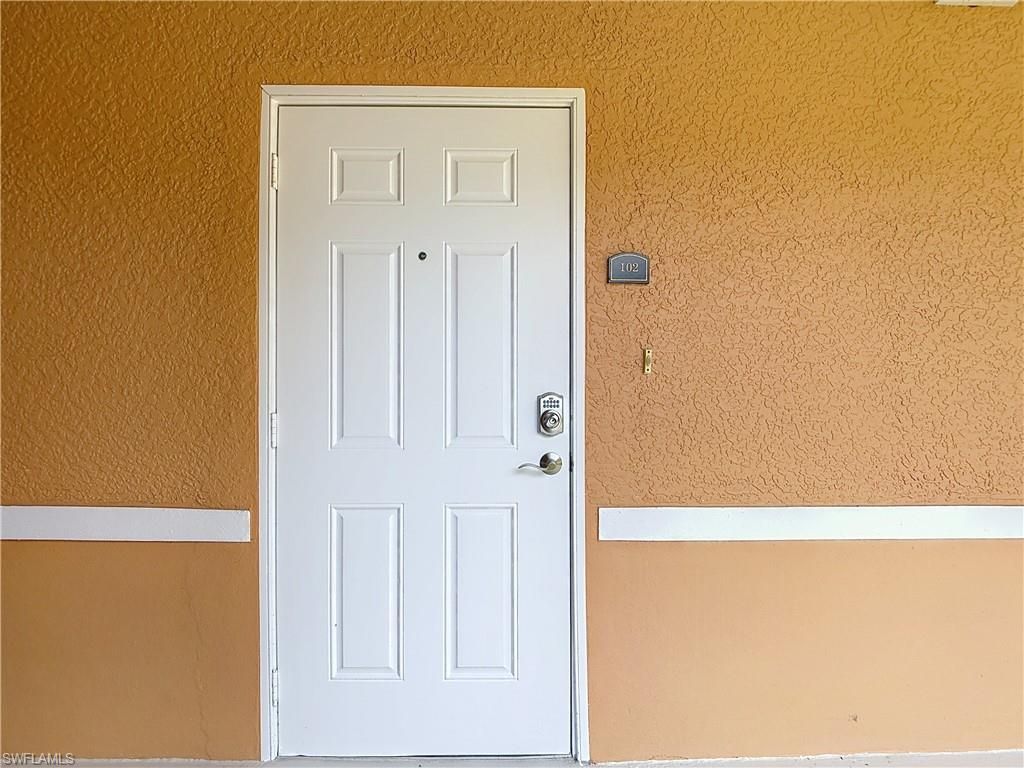 4500 Botanical Place Cir, Unit 102, Naples, FL 34112 Photo