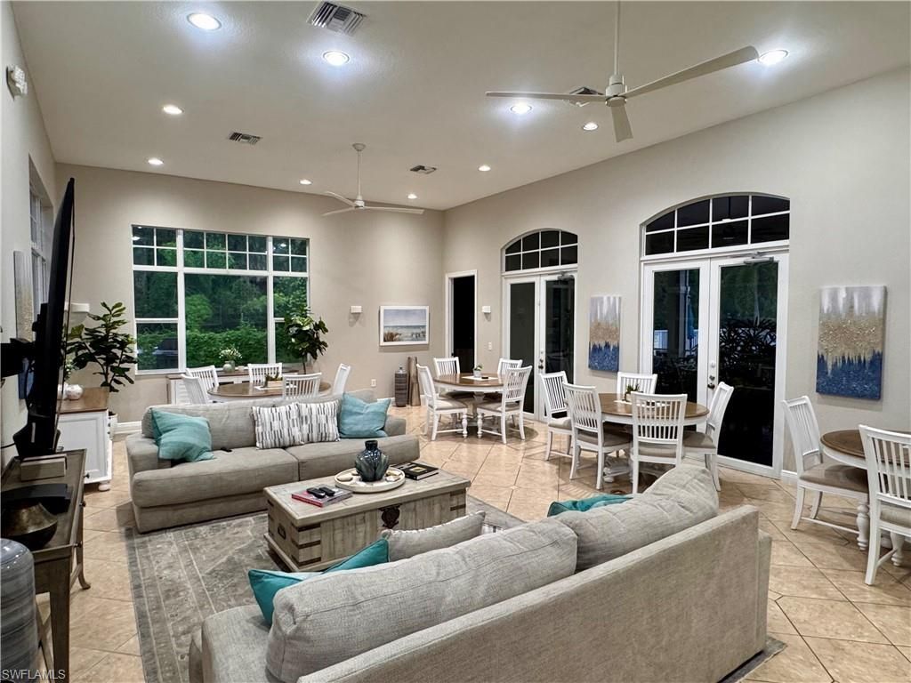 4500 Botanical Place Cir, Unit 102, Naples, FL 34112 Photo
