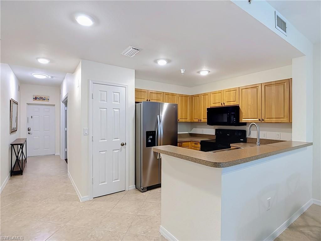 4500 Botanical Place Cir, Unit 102, Naples, FL 34112 Photo