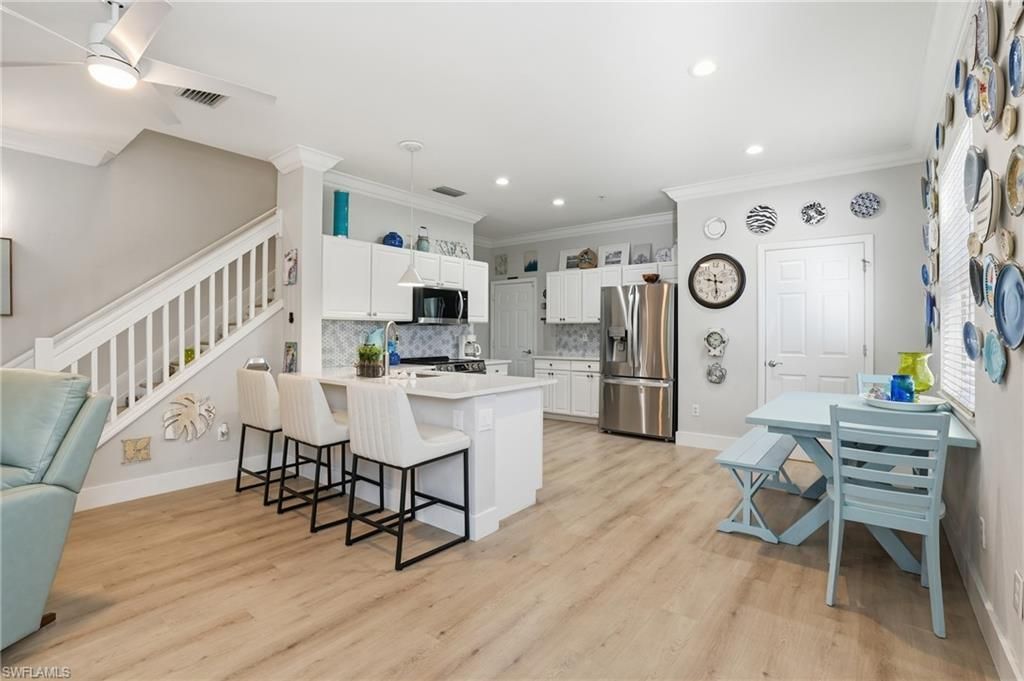 15671 Marcello Cir, Unit 124, Naples, FL 34110 Photo