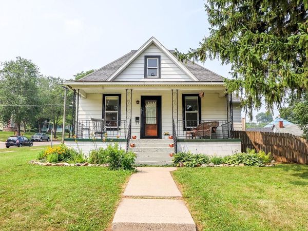 203 10th Street, Baraboo, WI 53913