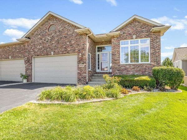 3729 Lakeview Drive , Winnebago, IL 61088