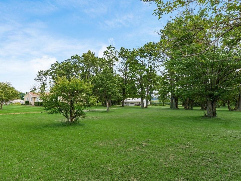 2090 N Sulphur Springs Road , West Alexandria, OH 45381 Photo 46