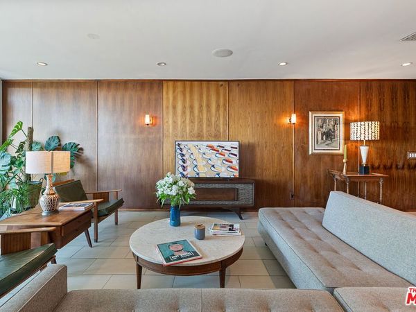 8401 Fountain Avenue , Unit 8, West Hollywood, CA 90069