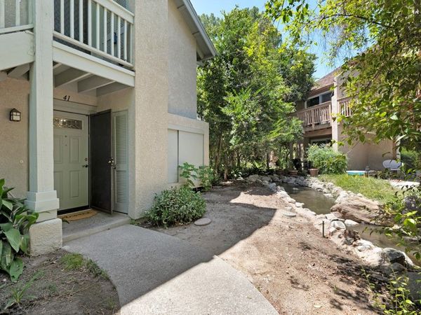 7131 Farralone Avenue, Unit 41, Canoga Park, CA 91303