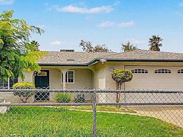204 Clemmensen Ave , Madera, CA 93637