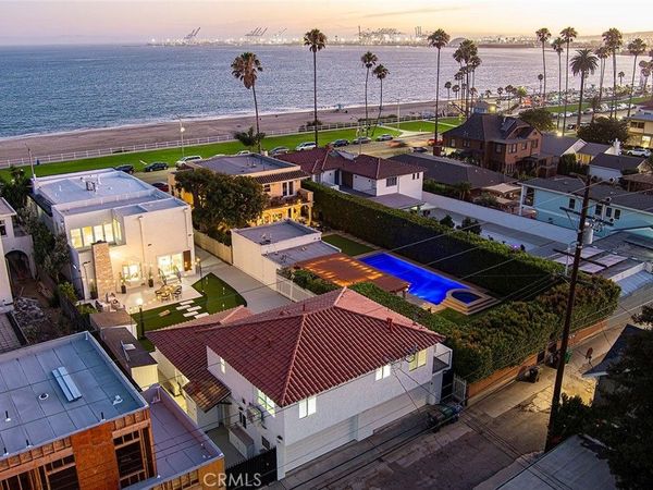 2747 E Ocean Boulevard, Long Beach, CA 90803