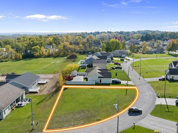 116 Brantford , Syracuse, NY 13209