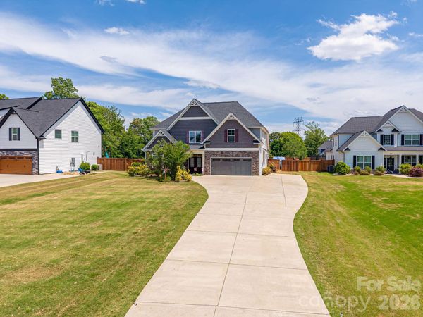 955 Robinson Road , Gastonia, NC 28056